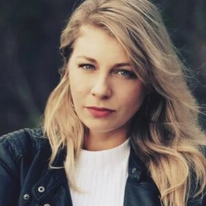 MOSS CO. FAVORITES BY ODETTE Chart