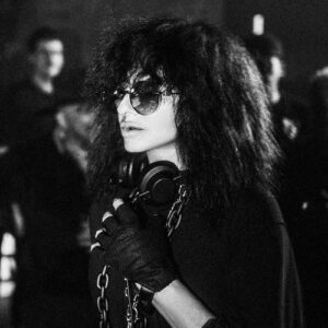 Nicole Moudaber's MOOD Altering Beats Dec '21 Chart