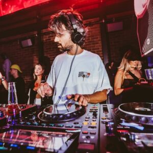 Sidney Charles Borneo Flava Chart