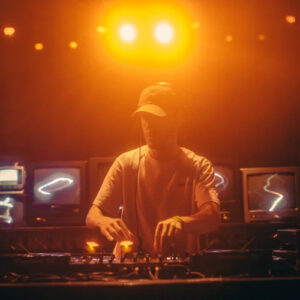 Black Loops THESE CHARTS summer 22